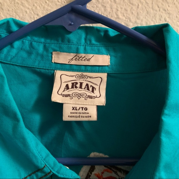 Ariat button down shirt - Picture 3 of 3